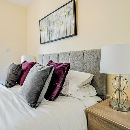 Kings Quarter - Four Bed Apartment - #0202 メイデンヘッド エクステリア 写真