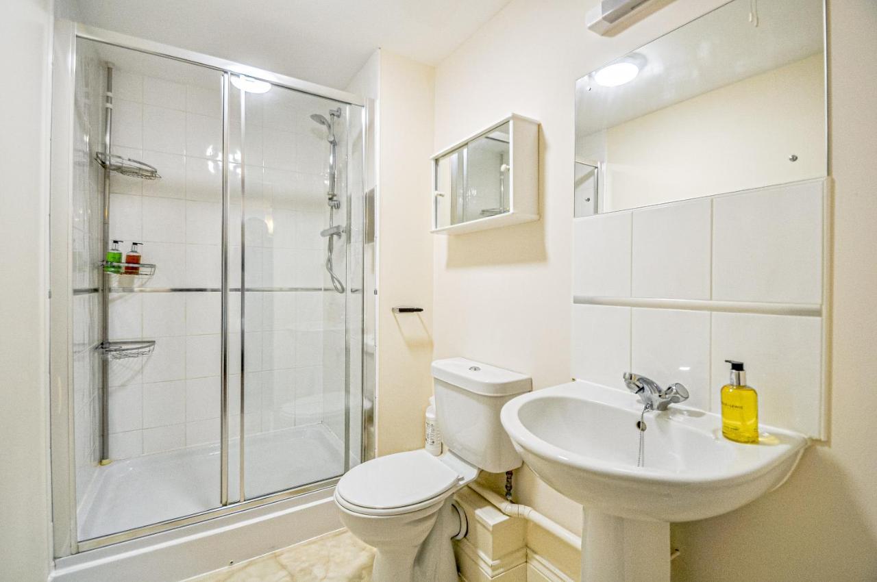 Kings Quarter - Four Bed Apartment - #0202 メイデンヘッド エクステリア 写真
